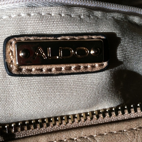 Tan Aldo bag with shoulder strap - Picture 3 of 3