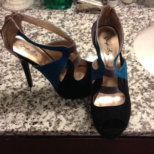 Quipid High Heels SOLD