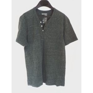 •green Old Navy top•