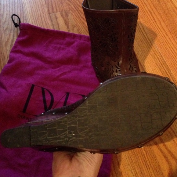 DVF Heels - Picture 4 of 4