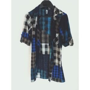 •blue and grey plaid flannel•