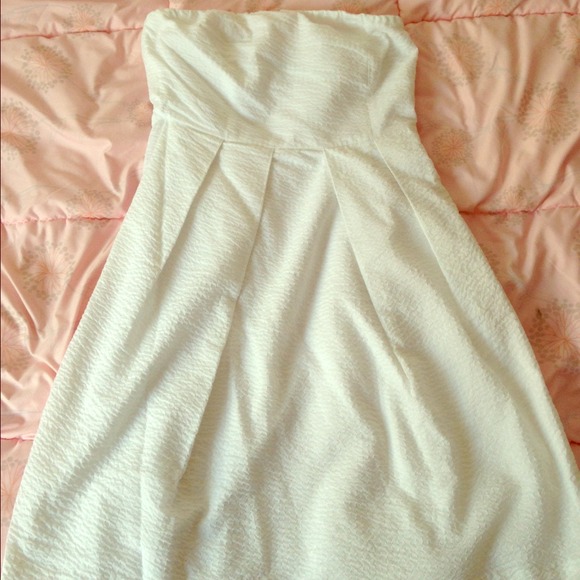 🚫Sold Local🚫J. Crew White Strapless Summer Dress
