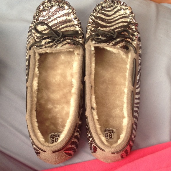 🚫hold on vinted🚫Zebra moccasins NWOT