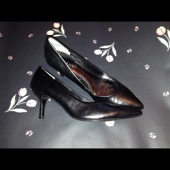 « BUNDLE for Audria » Classy low heel & BrownBoots