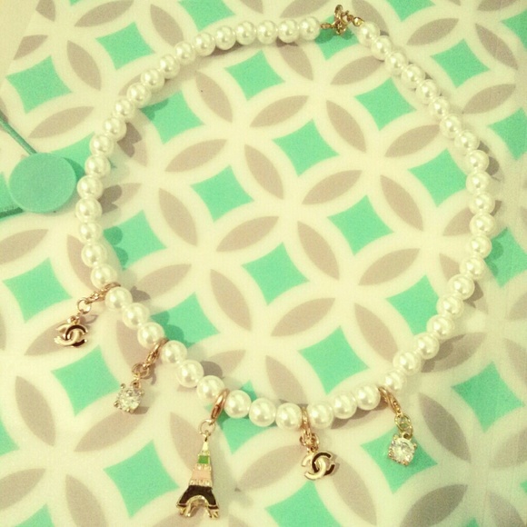🆕❇Cute Jewel Bead Paris pearl statement necklace