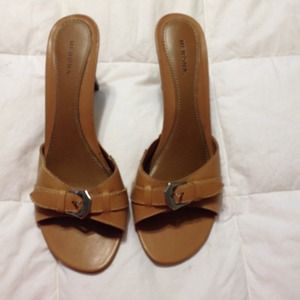 Tan heels