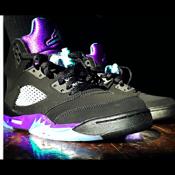 Retro 5⃣ black grapes🍇