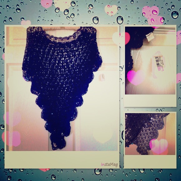 🎀🌸Black Crochet Shawl with Sequins Detail