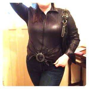Hot faux leather pleated jacket