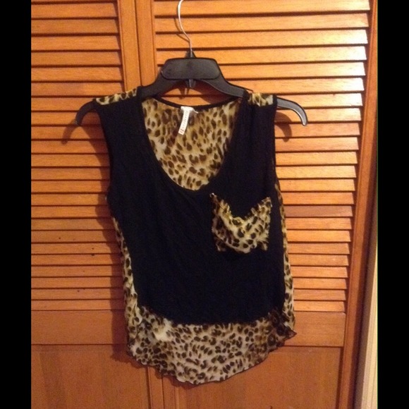 Trade💞 @Jo Cheetah shirt