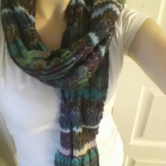 Beautiful collection eighteen scarf.