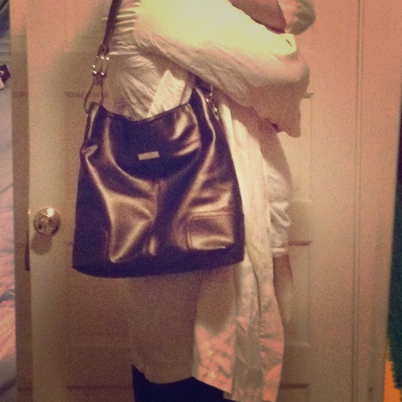 Amparo vegan handbag!