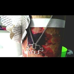 "My missing piece" necklace