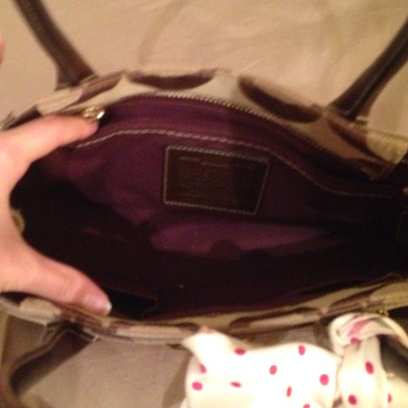 Coach Bag - Picture 3 of 4