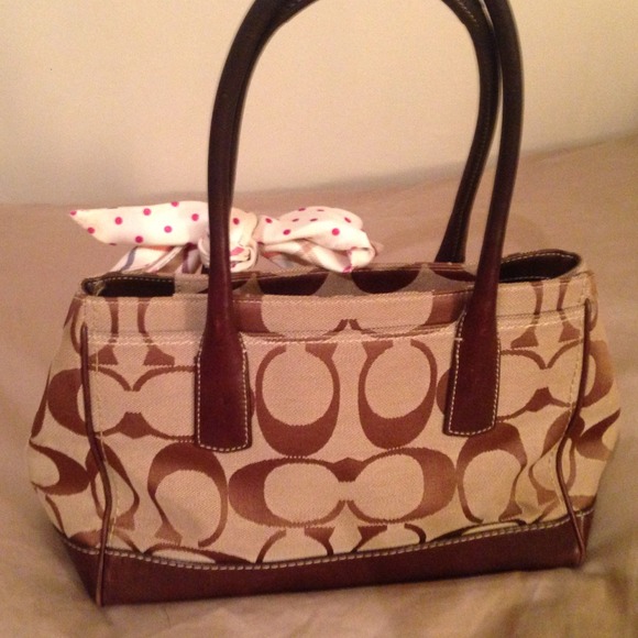 Coach Bag - Picture 4 of 4
