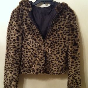 Women's Small Leopard Coat