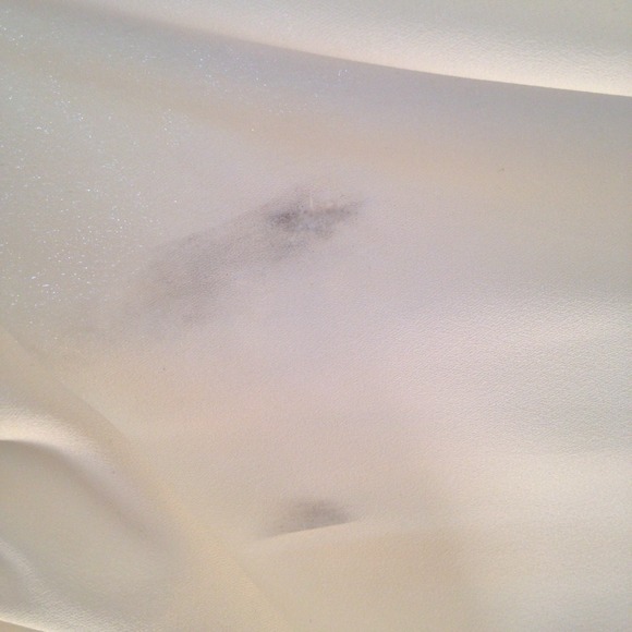 ❌SOLD❌ Cream Crocheted Shoulder Shift Dress - Picture 3 of 3