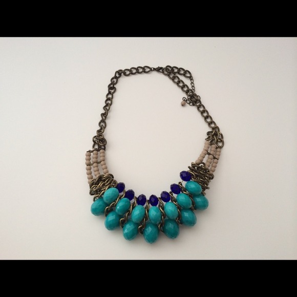 ❌❌Charlotte Russe statement necklace❌❌