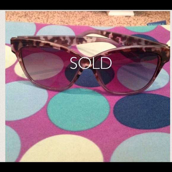 💟SOLD💟 Cheetah print purple glasses