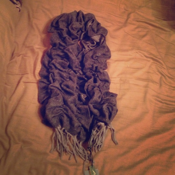Eddie Bauer scarf