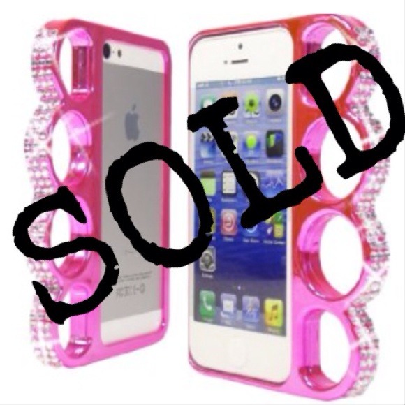 ⛔️SOLD⛔️Knuckle Bling Hot Pink Metallic iPhone 5