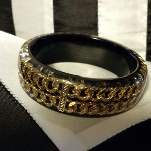 Juicy Couture Gold Chain black lucite bracelet