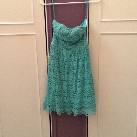 Mint green lace dress - Picture 1 of 1