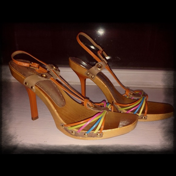 Colorful sandals 👡