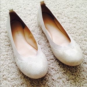 Banana republic flats