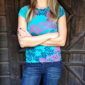 Express Tops - Express tee Express Tops - Express tee