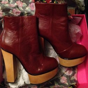 Betsey Johnson Maybill Platform Boots