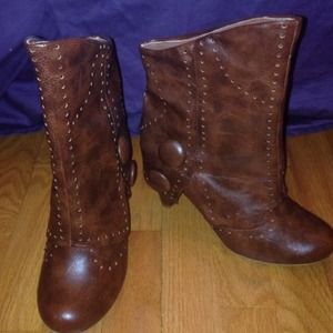 Not Rated brown booties