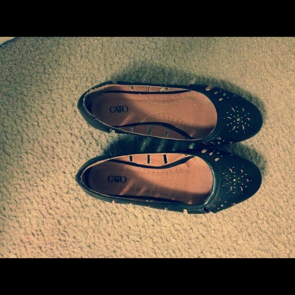💢BUNDLED💢Cute wedge shoes