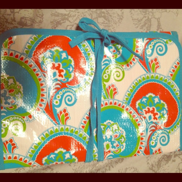 Bella travel jewelry roll