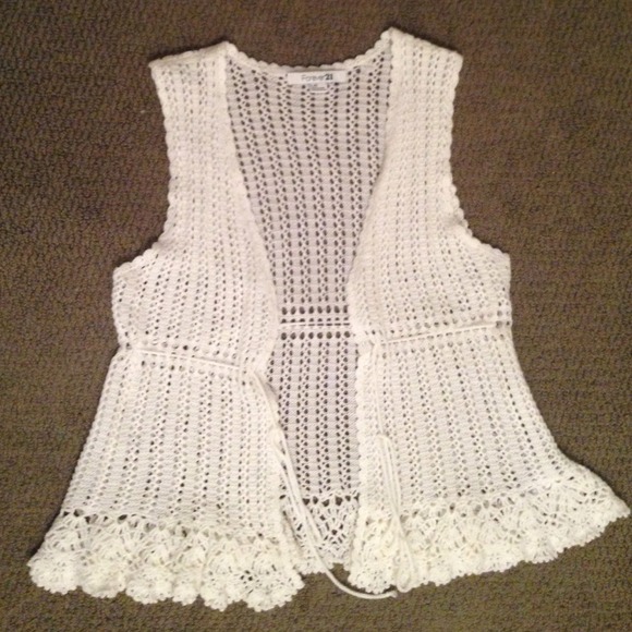 Crochet vest. - Picture 1 of 1