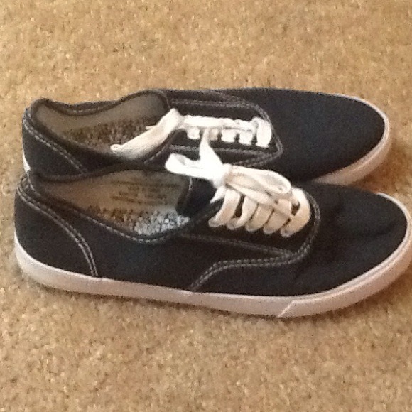 SOLD SOLD SOLD - Picture 2 of 4