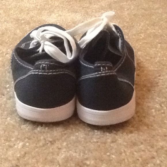 SOLD SOLD SOLD - Picture 3 of 4