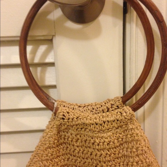 Handbag - Picture 2 of 3