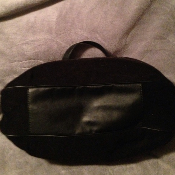 Juicy Couture Hobo bag! - Picture 2 of 3