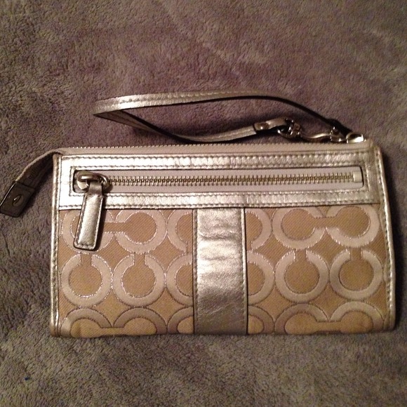 Authentic coach wallet - Picture 2 of 3