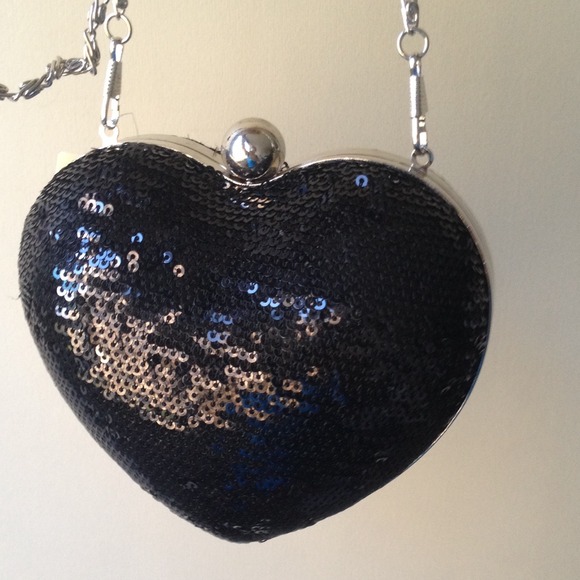 Sweet heart handbag. Bling!