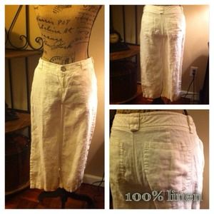 Bass white linen capris