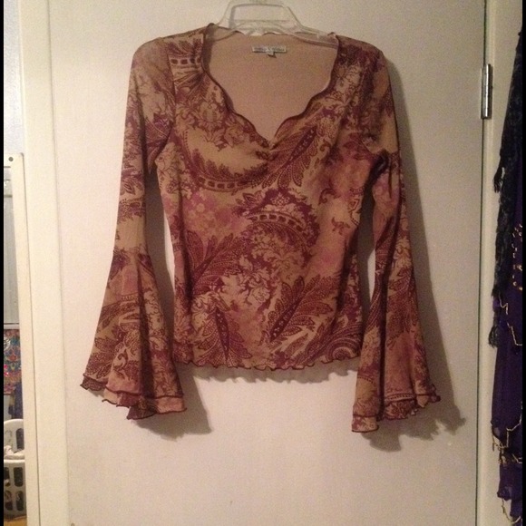 Reserved bundle! Two bell sleeve hippy tops