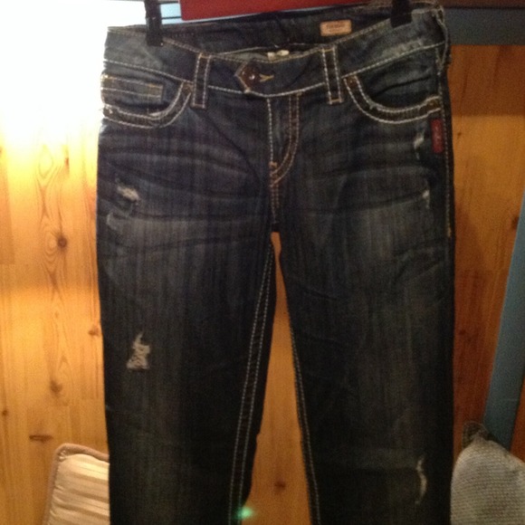 Silver Tuesday boot cut jeans. 32x32