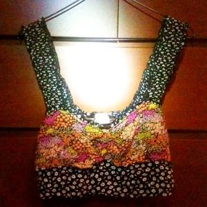 Springtime Free People flowered crop.