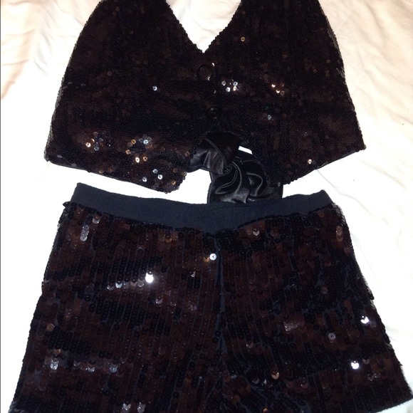 Beautiful sequin short and blazer