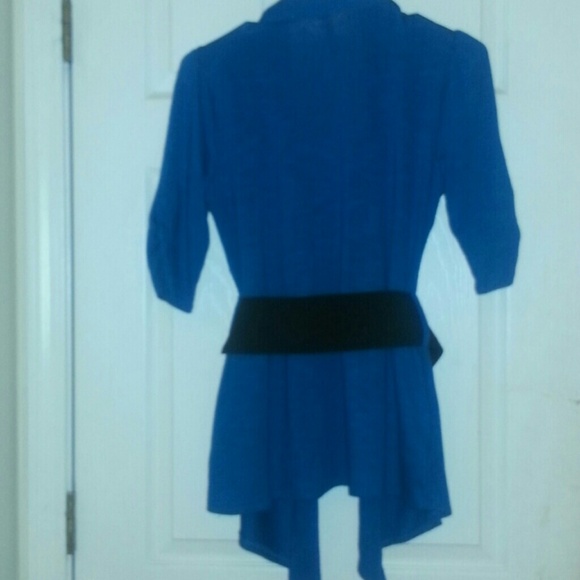 Turquoise Top - Picture 2 of 3