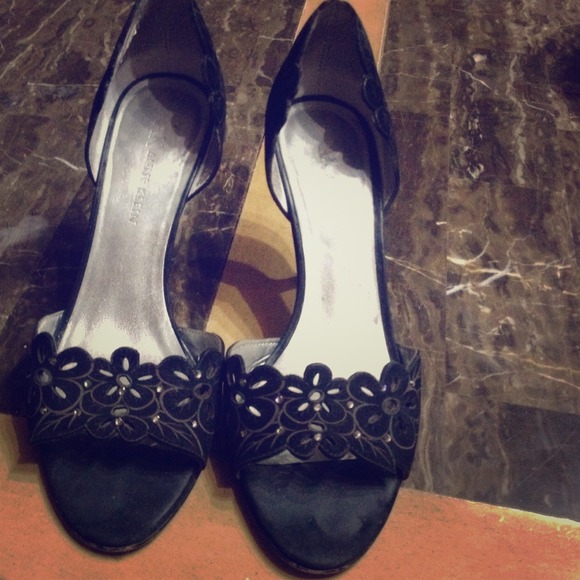 cute Ann Klein Shoes with stones size 6 1/2