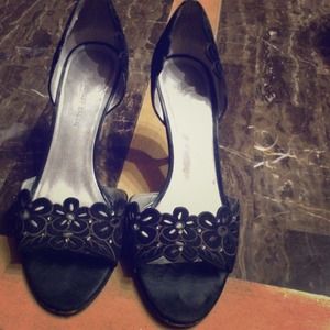 cute Ann Klein Shoes with stones size 6 1/2