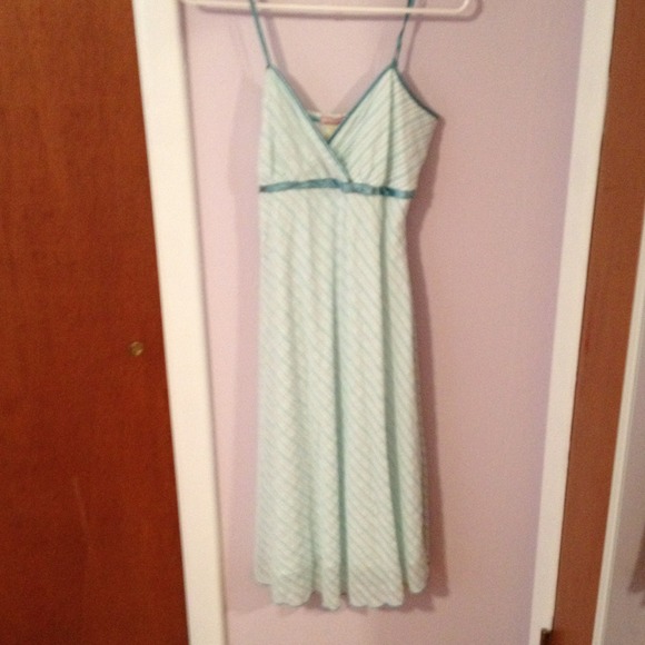 Very cute turquoise and white dress